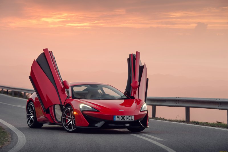 Maclaren 570s