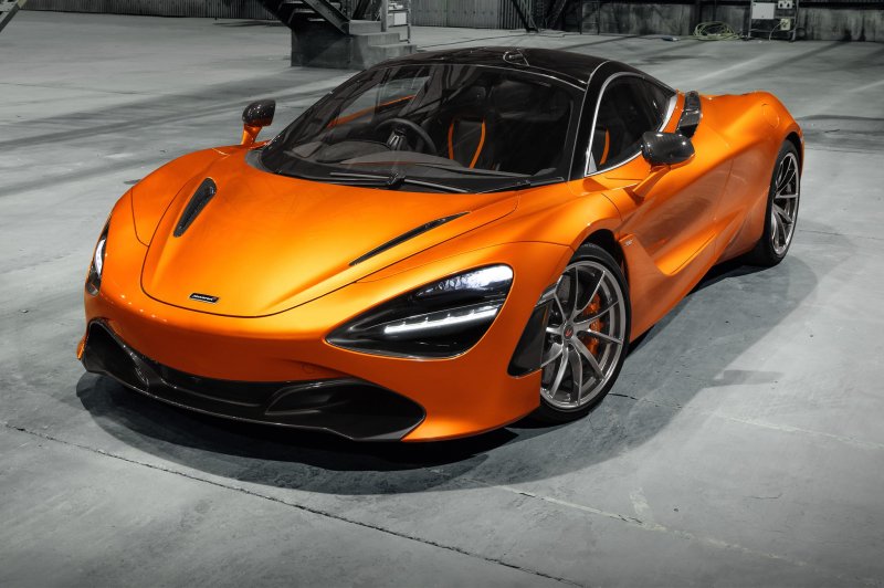MCLAREN 720s модель