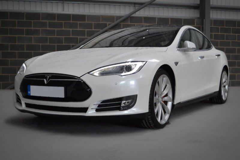 Tesla model s 2020 White