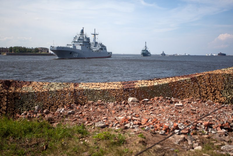 Сухогруз Булункан