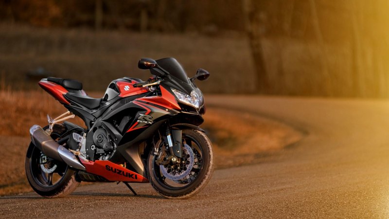 Suzuki GSX-R 600 k8 Wallpaper