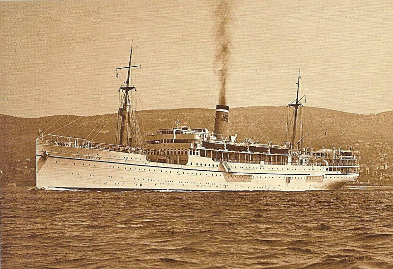 Линкор Виктория в разрезе