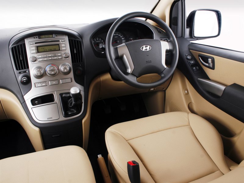 Hyundai h1 салон