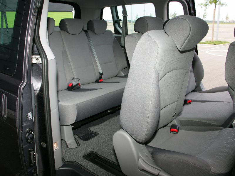 Hyundai Starex h1