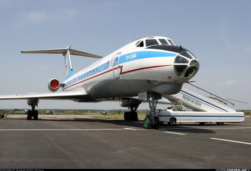 Самолет ту134 итековский