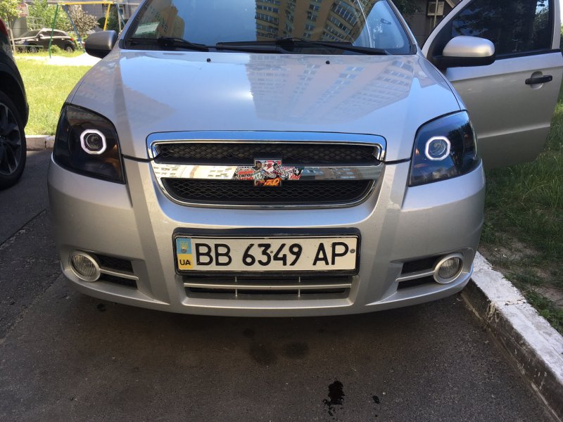 Фары тюнинговые на Шевроле Авео т250
