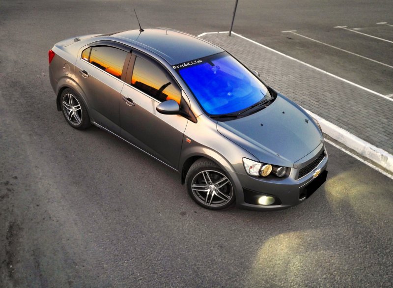 Chevrolet Aveo t300 stance