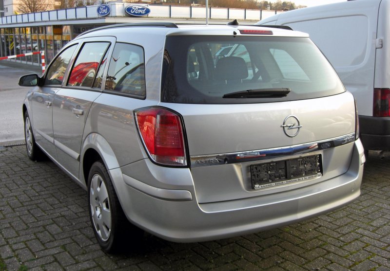 Opel Astra Caravan универсал