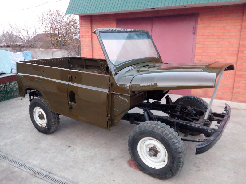 УАЗ 3303 бортовой
