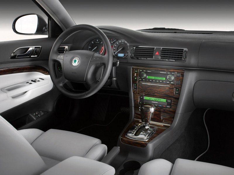 Skoda Superb 2006