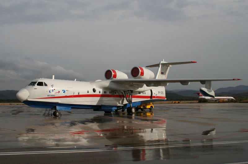 Самолет-амфибия бе-200