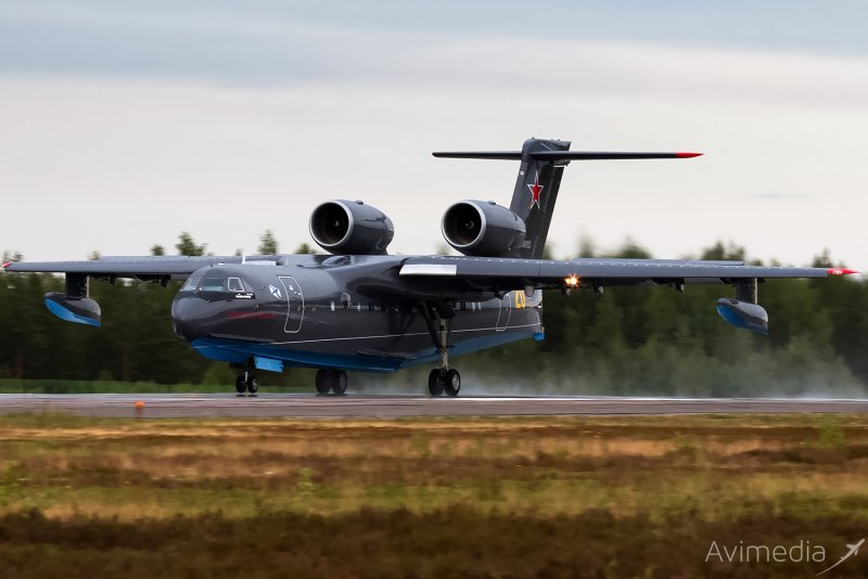 Самолёт-амфибия бе-200чс