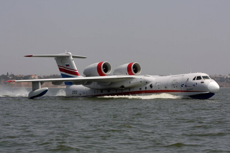 Самолет-амфибия бе-200