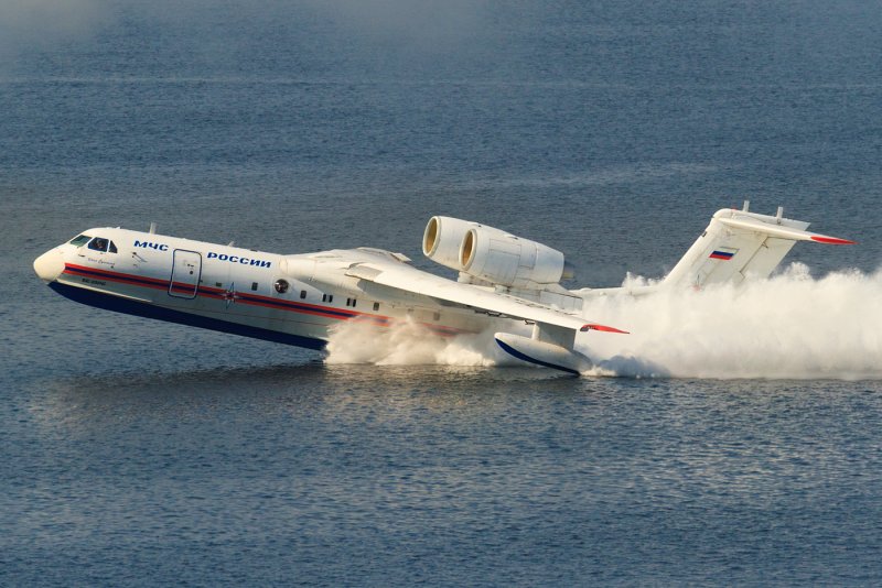 Самолет-амфибия бе-200