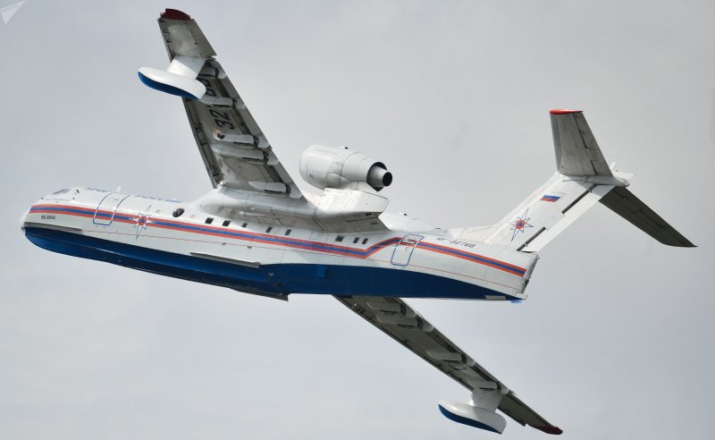Борт бе-200