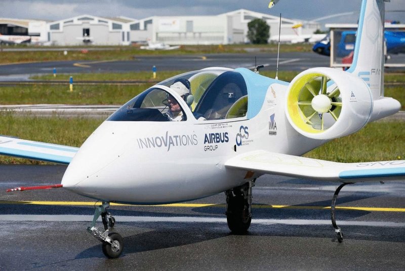 Электрический самолёт Airbus Efan