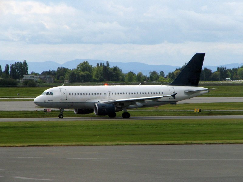 Bombardier crj200 кабина