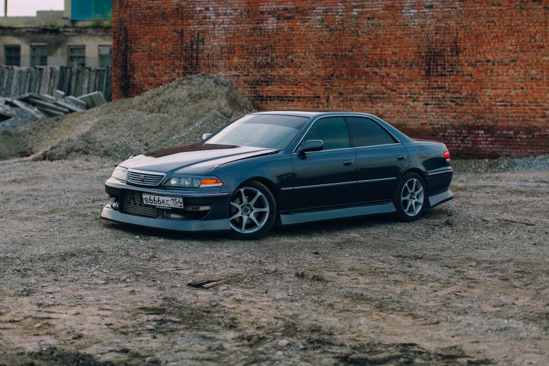 Toyota Mark 100