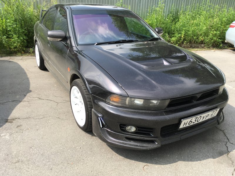 Мицубиси спорт седан 1993