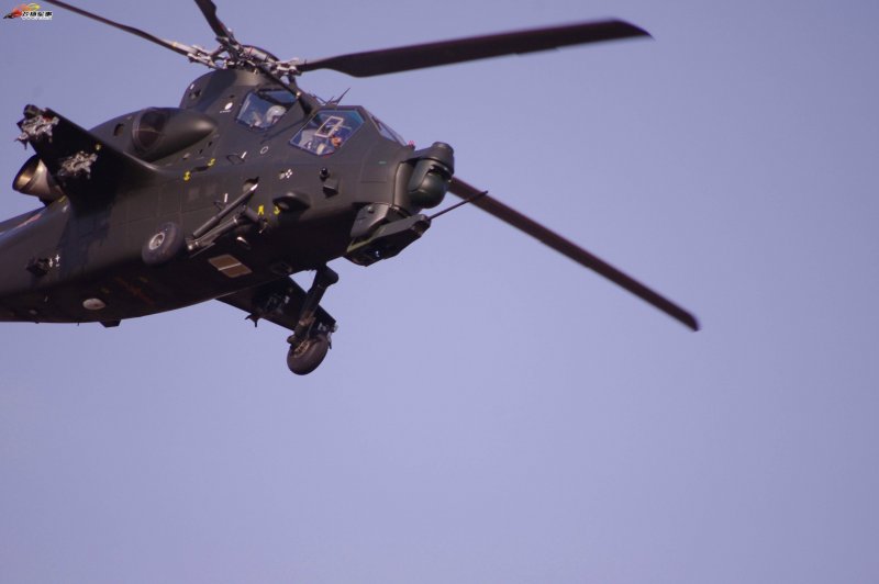 Z-10 вертолет