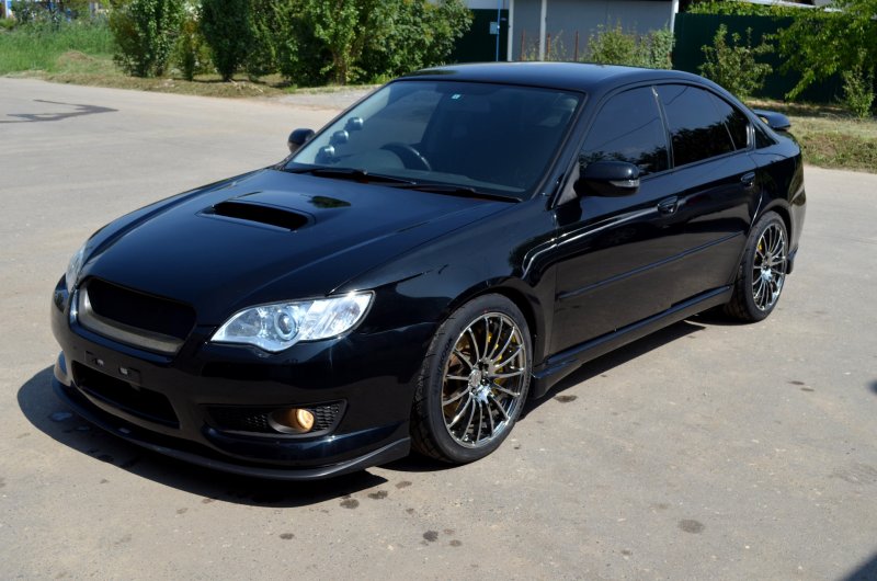 Subaru Legacy bl5 черный