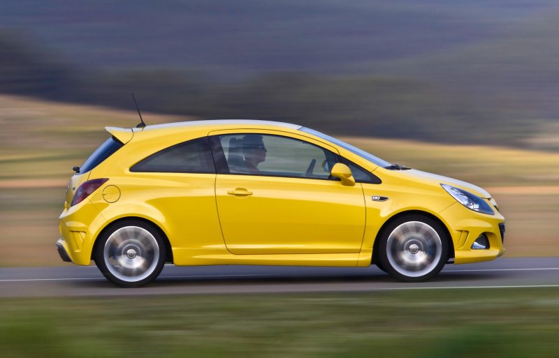 Opel Corsa 2012 3-Door
