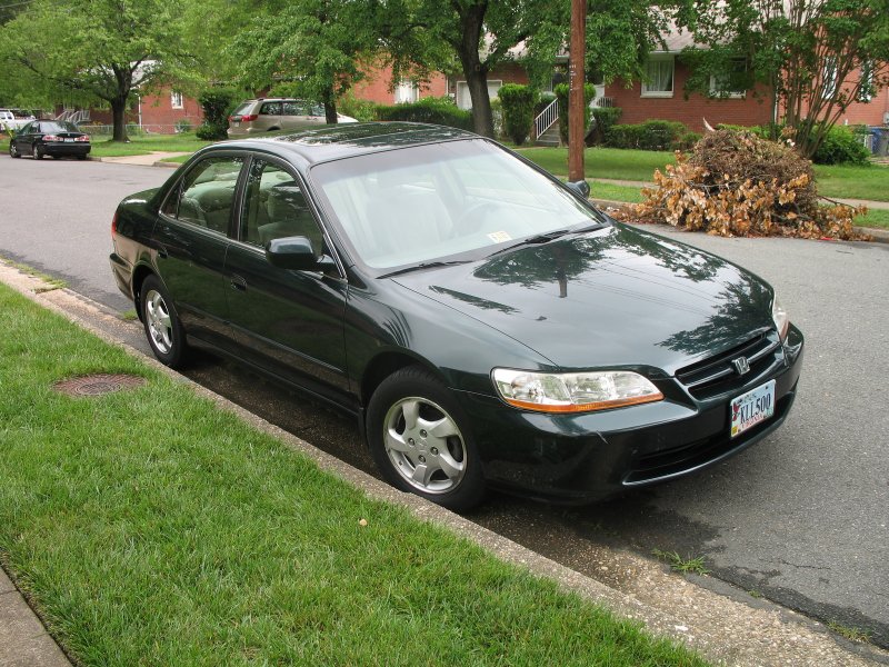 Honda Accord 2000г
