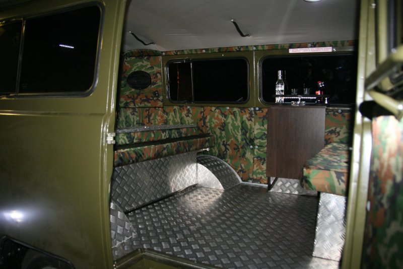 УАЗ-452 внедорожник салон