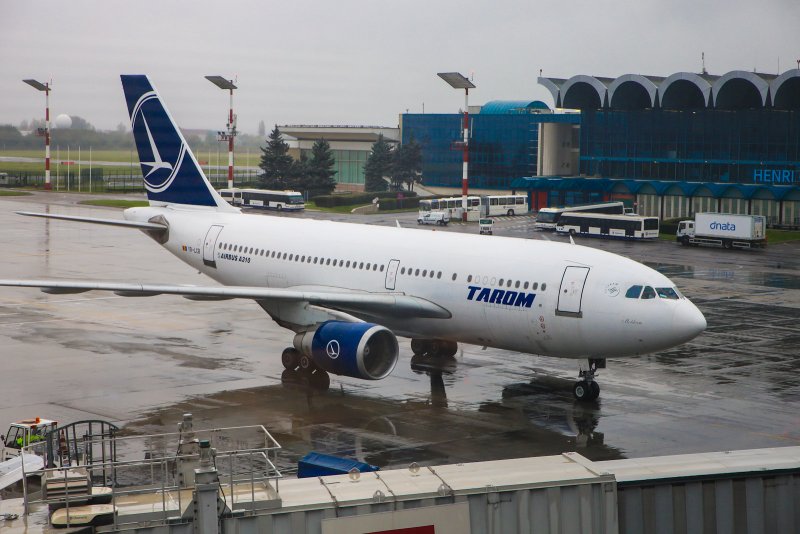 Таром Эйрлайнс Аэробус а310