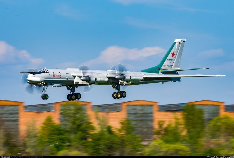 Tupolev tu-95