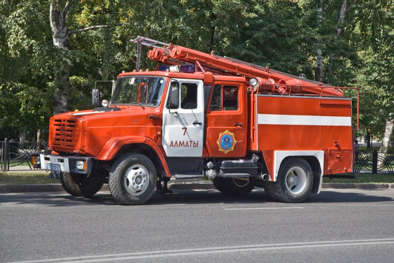 ЗИЛ 433362 АЦ 2.5-40