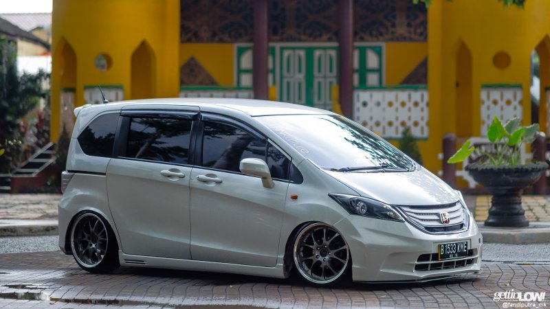 Honda freed 2009