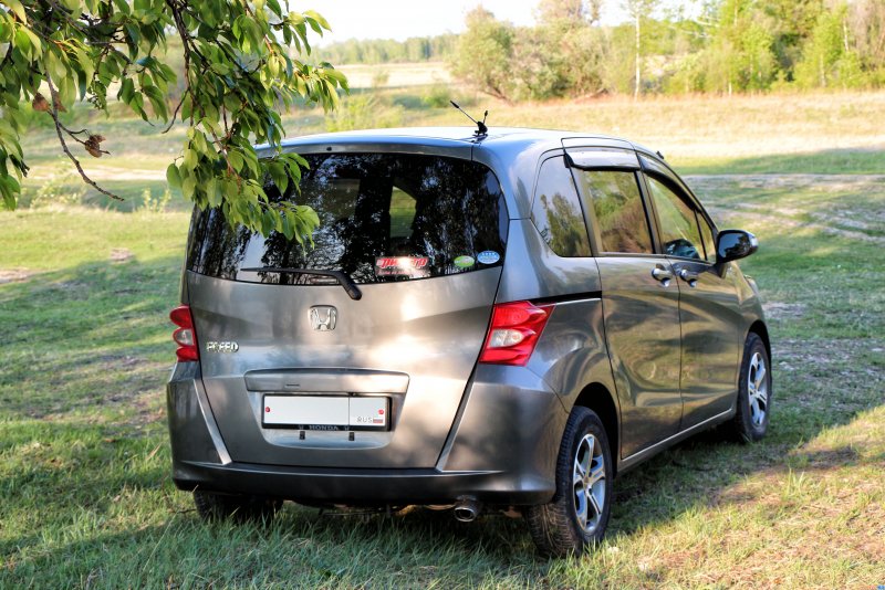 Honda freed 2015