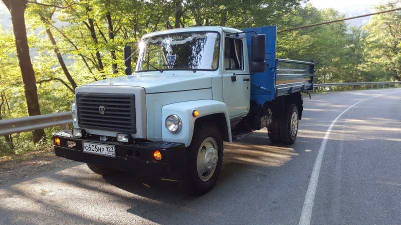 Автомобиль ГАЗ САЗ 3507