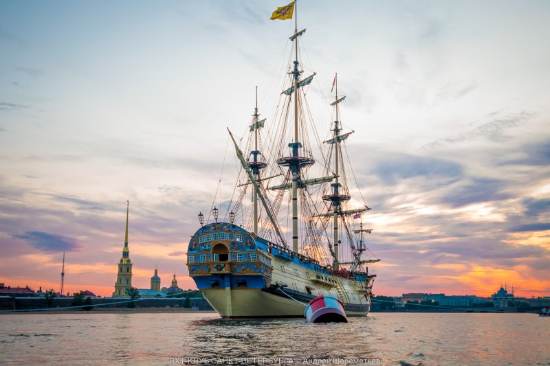 Корабль Полтава Петра 1