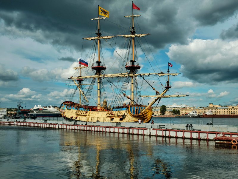 Полтава линейный корабль, 1712