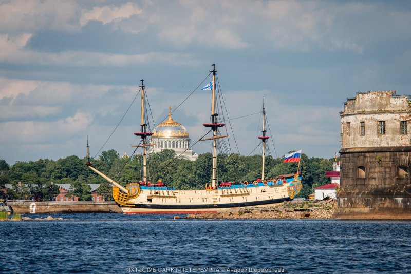 Корабль Полтава в Санкт-Петербурге