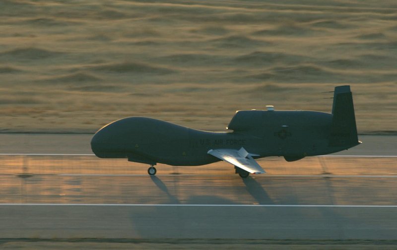 Самолет-шпион u-2 Dragon Lady