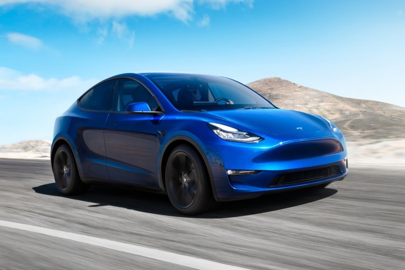 Новые кроссоверы Tesla model y