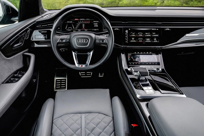 Audi q8 2021 салон
