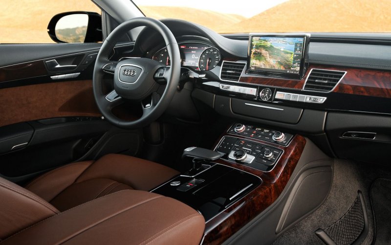 Audi a8 салон