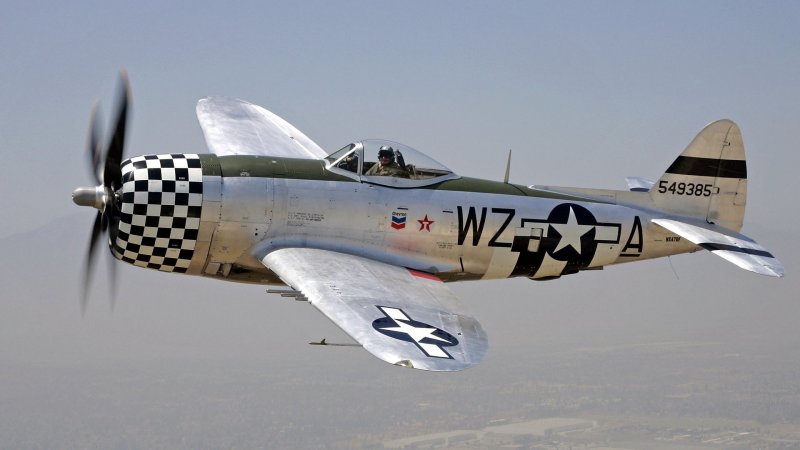 Самолет Тандерболт p-47 камуфляж