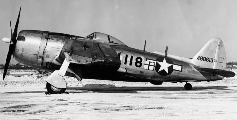 Истребитель-бомбардировщик p-47