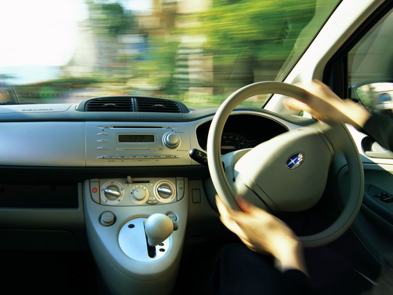 Subaru r2 2008