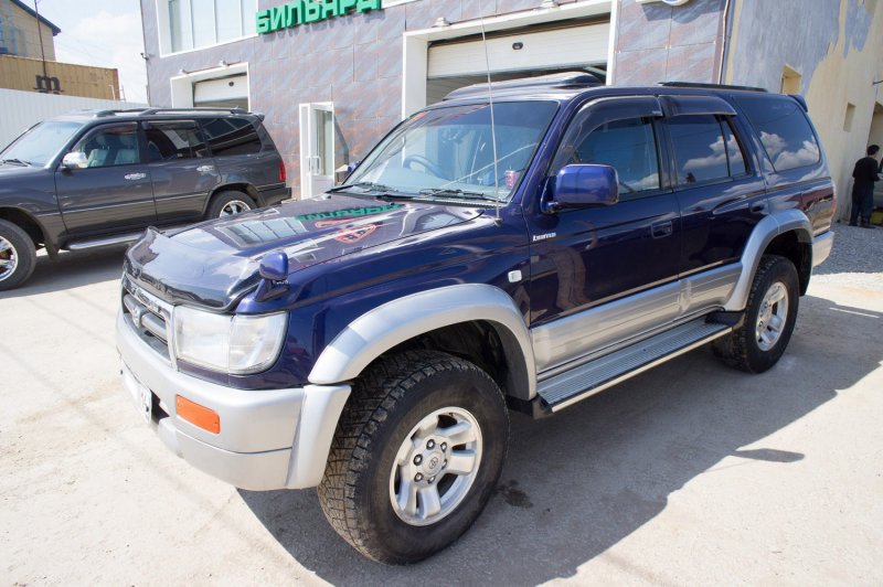 Toyota Surf 185