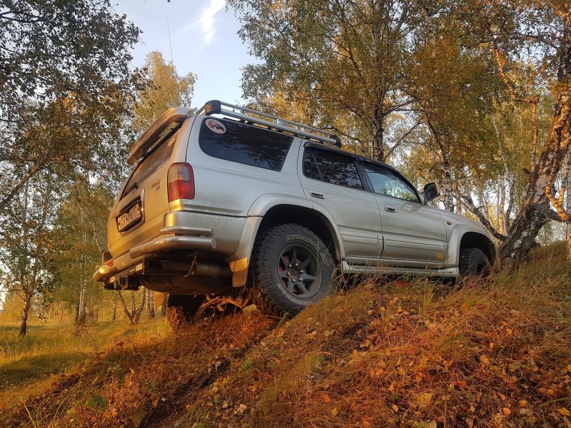 Toyota Hilux Surf 5 185