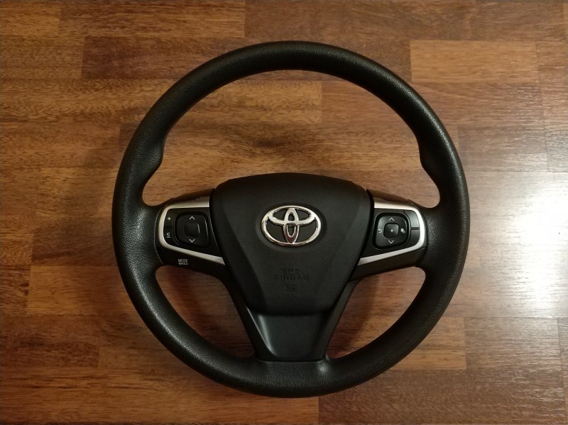Руль Toyota Camry 50