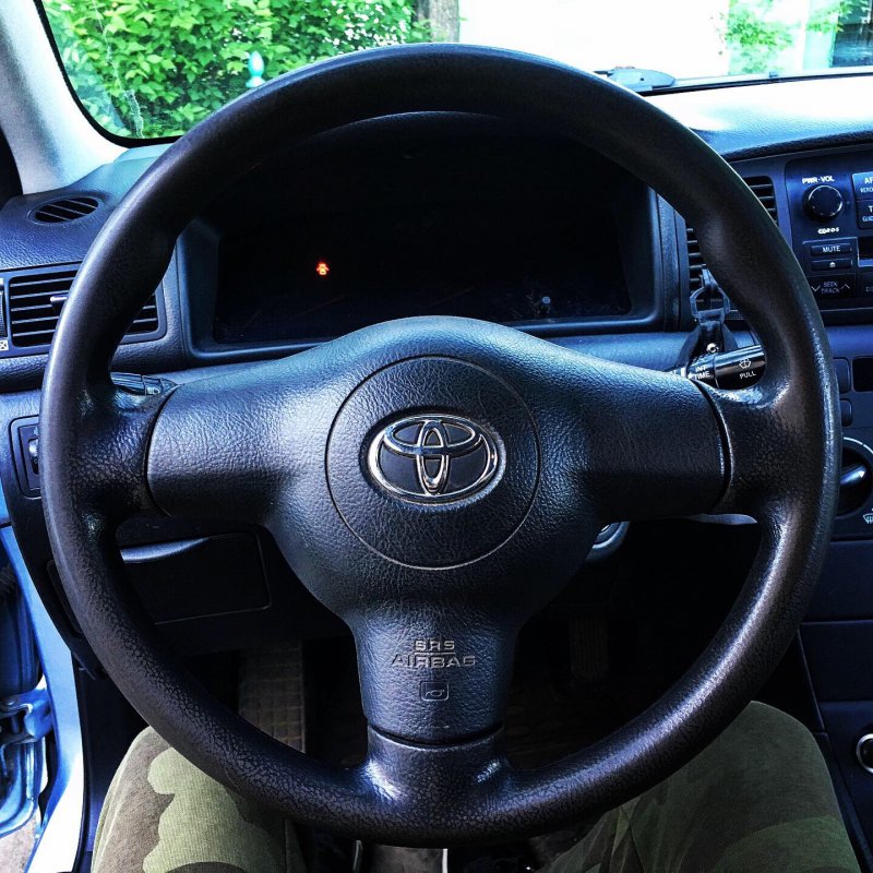 Руль от Toyota Corolla е120