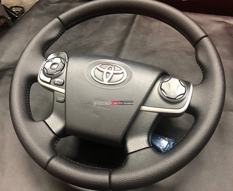 Руль Toyota Camry 50