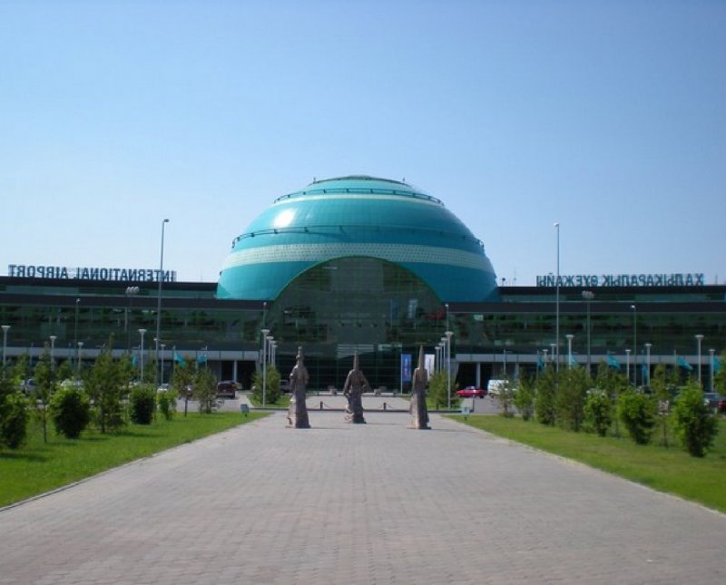 Пилот Эйр Астана